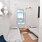 بيت ضيافة Rina 3*