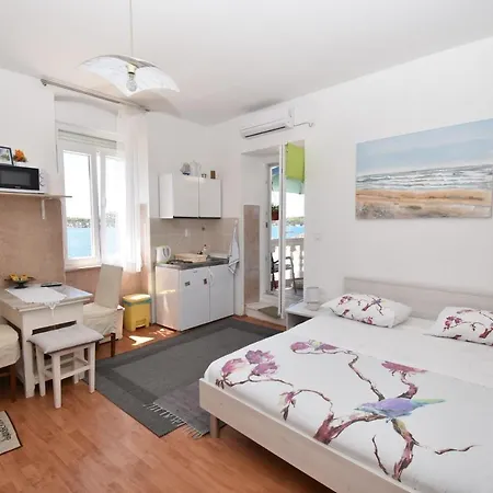 Rina Gæstehus Šibenik