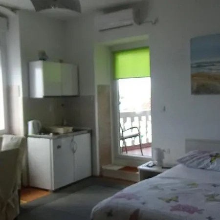 Rina Guest house 3*