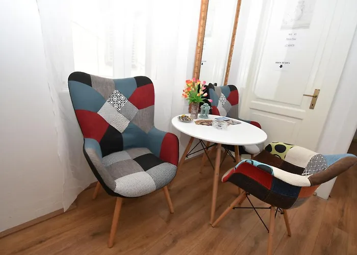 Rina Гостевой дом Шибеник